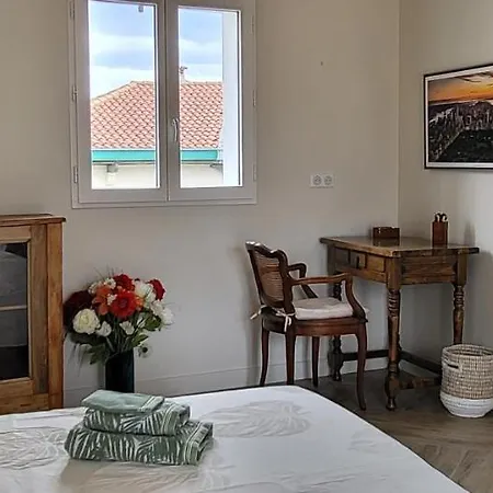 2 Adultes, 2 Enfants A Proximite Immediate Des Plages Et Des Commerces Apartman