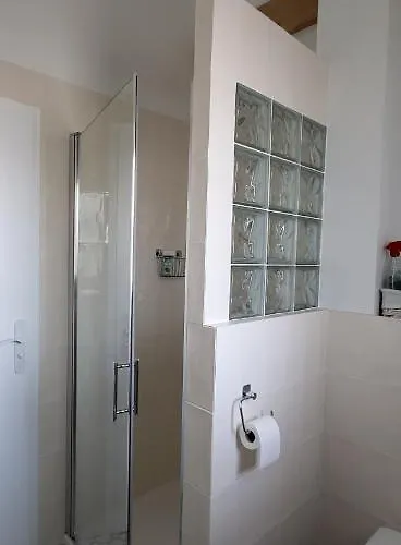 2 Adultes, 2 Enfants A Proximite Immediate Des Plages Et Des Commerces *